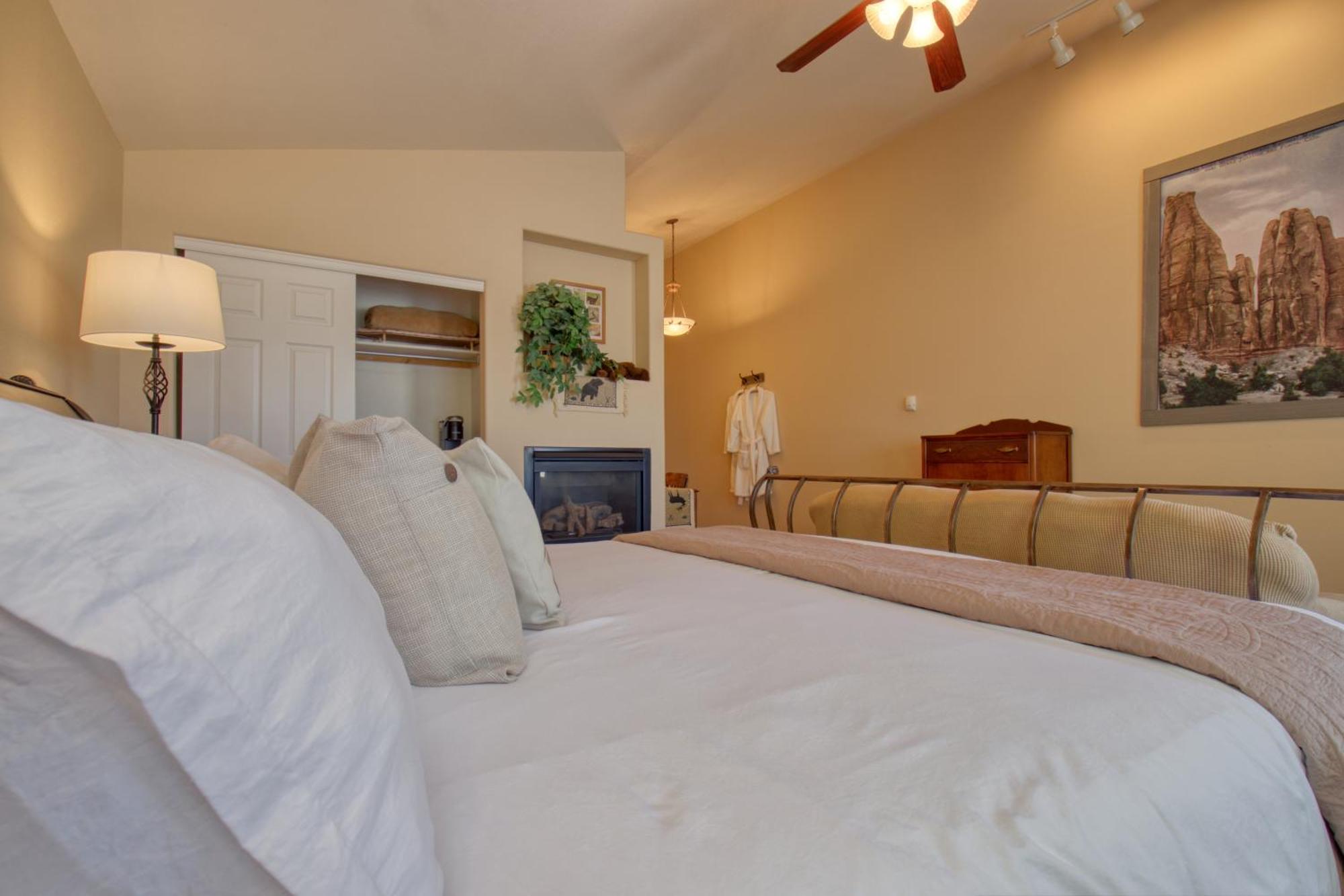 مبيت وإفطار غراند جنكشن Castle Creek Manor المظهر الخارجي الصورة
